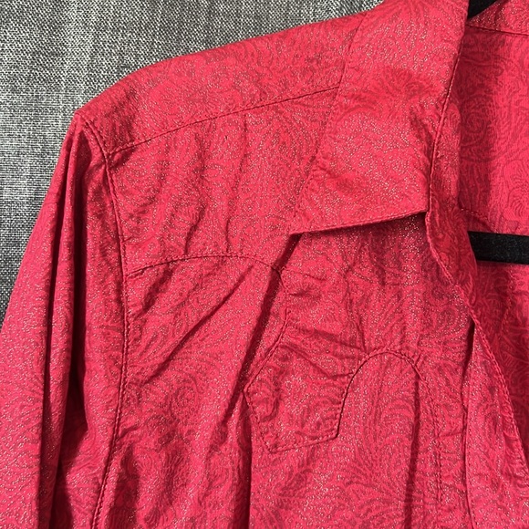 Wrangler red and gold glitter button down women’s shirt size XL - Picture 2 of 7
